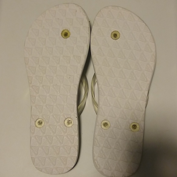 Roxy Flip-flops - Like New! - Picture 4 of 5